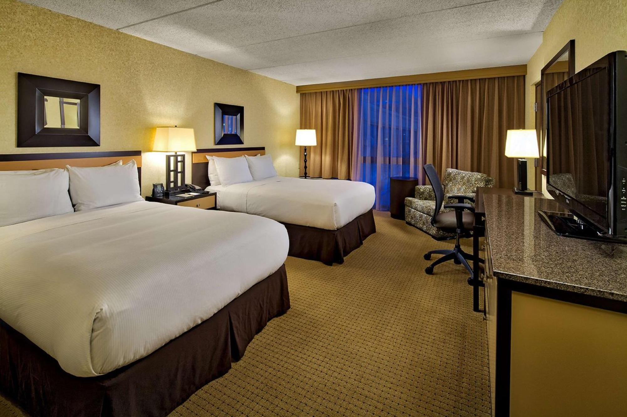 Doubletree By Hilton Chicago - Arlington Heights Hotel Bagian luar foto